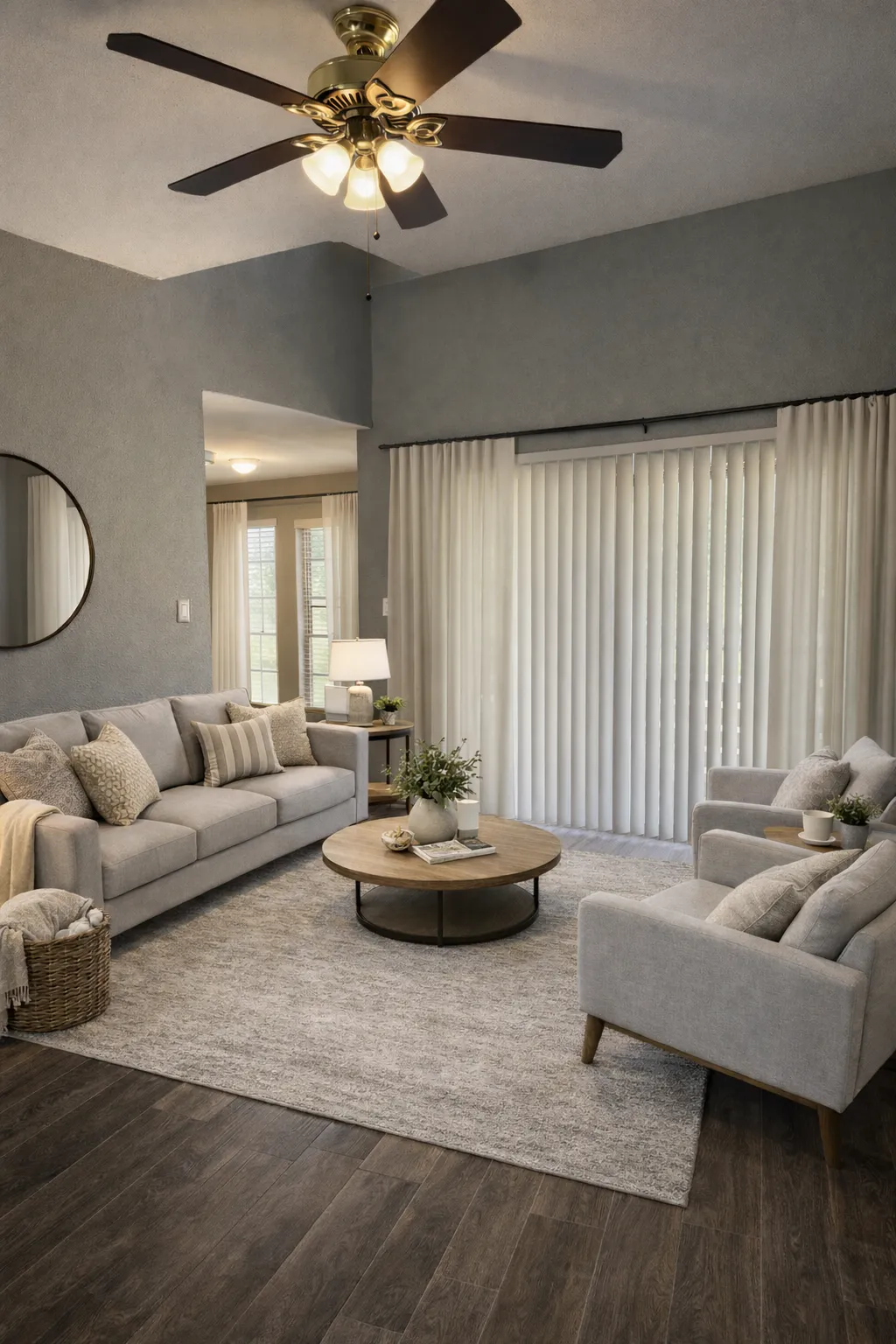 Lounge at Vista Lago